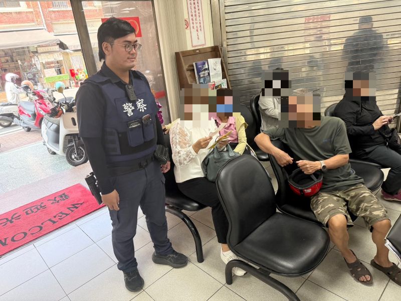 阻詐變護鈔　里港警護鈔百萬助民安心存匯