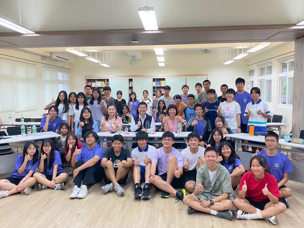 美語說客家、潮舞展創意！ 　中市客委會表揚「台中市各高中客家采風教育服務工作坊」成員