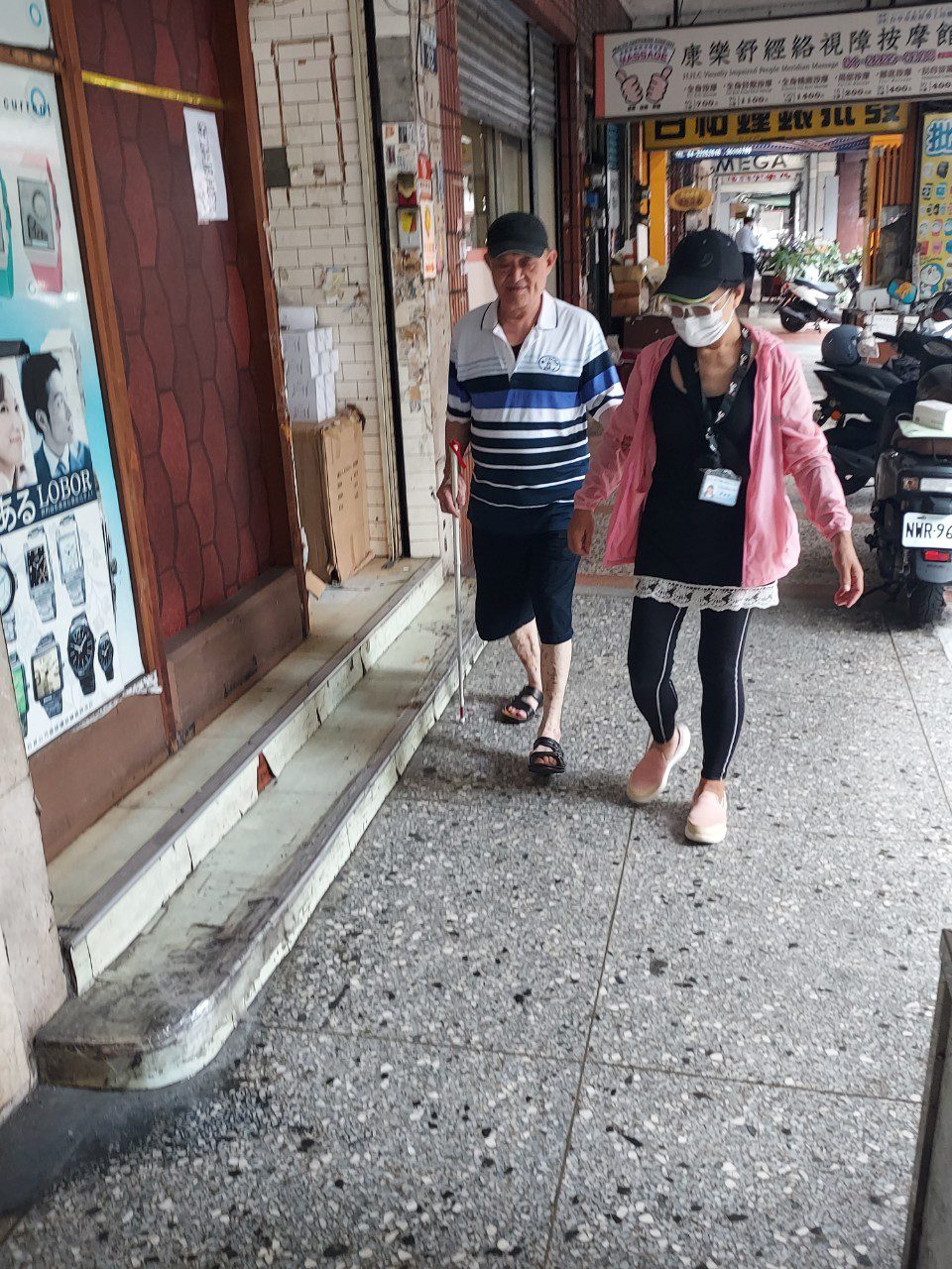 中市勞工局培訓15名視力協助生力軍　即刻為視障就業者服務