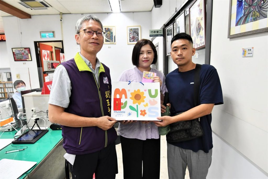 全國第一彰化縣童萌卡   6月16日起正式提供刷卡購物