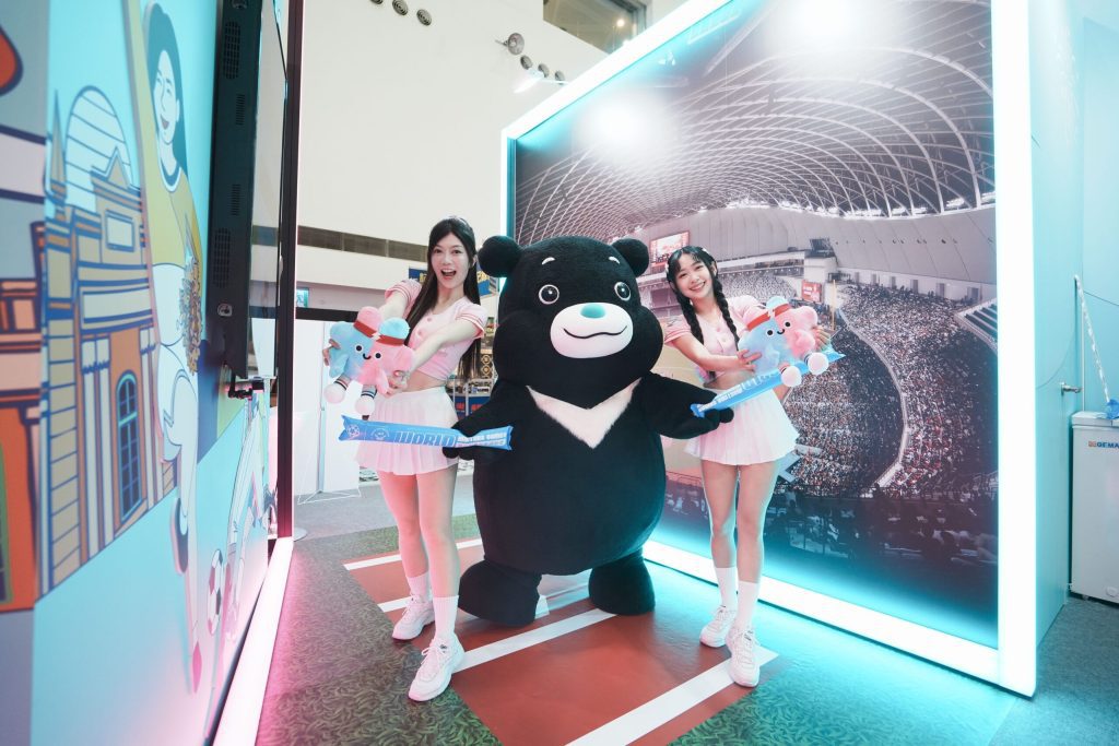 啦啦隊女孩攜熊讚嗨翻臺北館　高雄國際旅展邀你一起臺北趴趴GO！