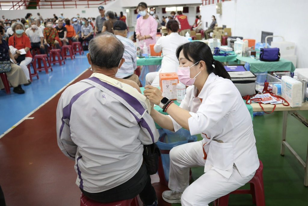 肺炎鏈球菌、新冠、帶狀疱疹疫苗　嘉義假日門診免費接種