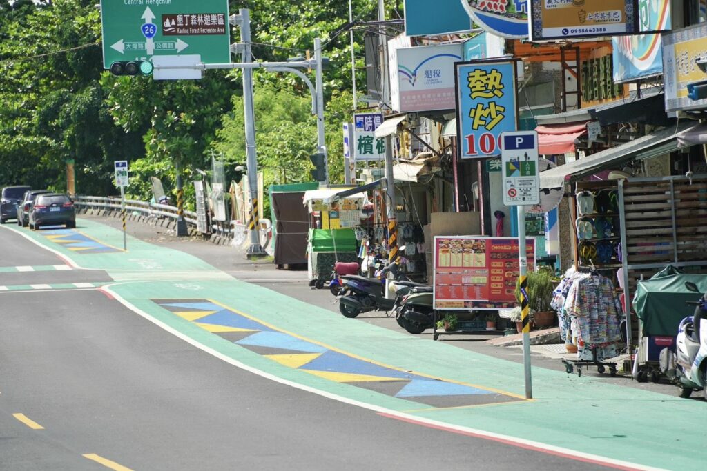 墾丁大街人行空間改善完工   屏縣府臨停新制迎接連假人潮