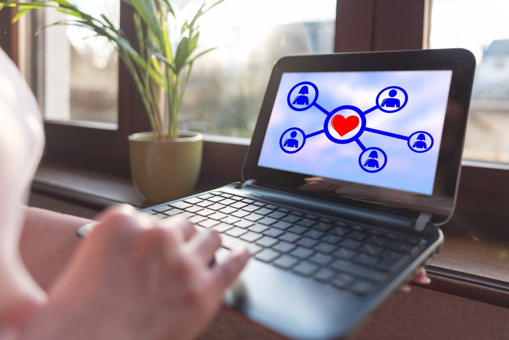 見網友約會安全第一步 5個理由告訴妳為什麼背景調查不可少