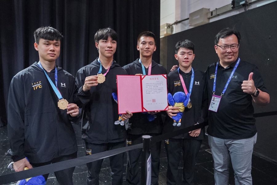 萊茵魯爾世大運》捷報！ 桌球男團擊敗大魔王中國隊 奪得隊史首金