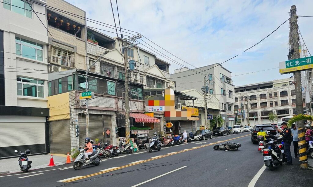 貨車勾落電線致騎士摔車 警循線掌握肇事司機通知到案釐清
