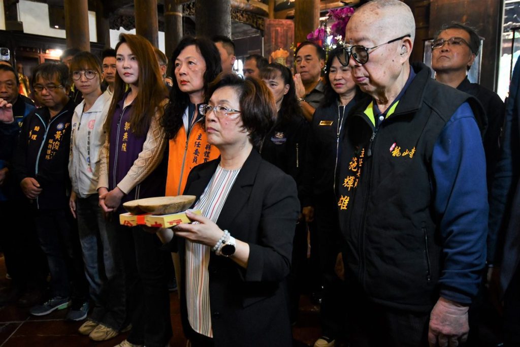 鹿港慶端陽龍王祭擇日　連擲6聖筊擇定於5/3辦理