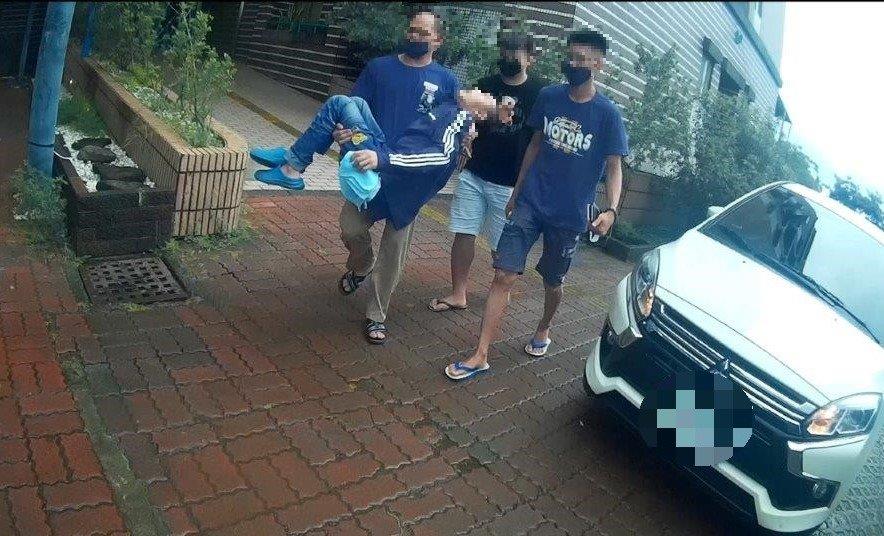 「能為我的孩子開道嗎？」　警訊速協助開道護送就醫