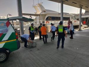 東港警過海路　安全運送五倍券至小琉球