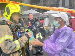 高雄惡火釀死傷　慈濟志工協助物資供應與膚慰關懷