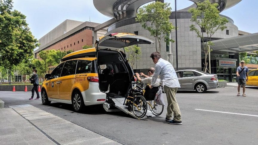 高市府、鼓勵優良司機　推出民眾搭乘通用計程車抽好禮活動