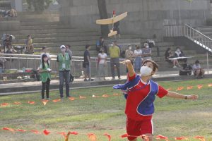 高雄科工館舉辦全國手擲機飛行競賽   百架手擲機挑戰滯空新紀錄