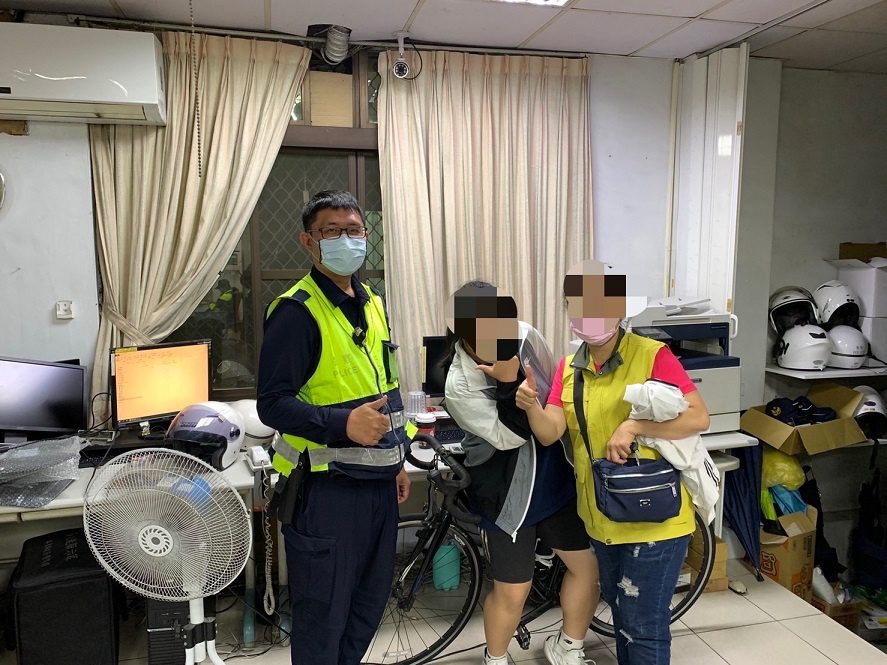 屏警鍥而不捨尋回單車　最好的聖誕禮物