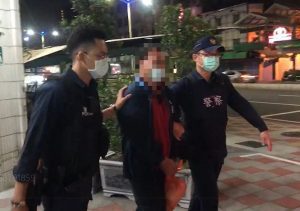 通緝犯大馬路玩命狂奔　警大喊「不要動」追捕逮獲