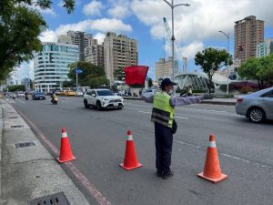 高雄市警察局因應輕軌號誌工程須限縮　博愛路南向北車道，籲請用路人提早改道行駛