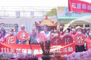 義民爺繞境抵花蓮市 市長魏嘉賢率全所恭迎聖駕