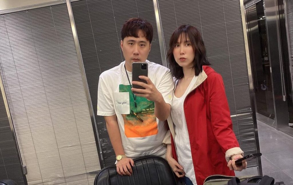 余苑綺病逝一個月⋯李亞萍探望女兒　塔位前背影惹鼻酸
