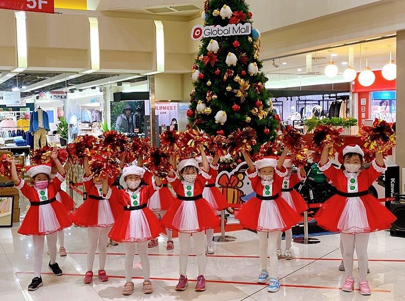 迎耶誕節 Global Mall屏東市　打造「環抱GREEN耶誕童樂園」