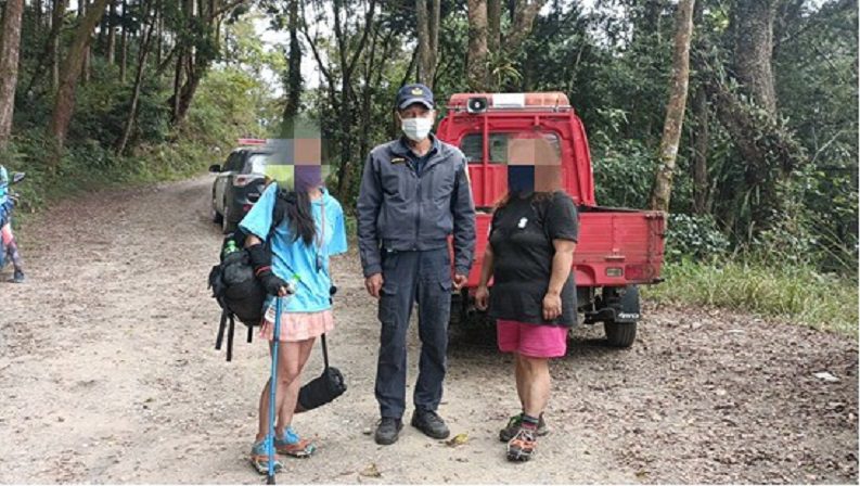 2女子十三坑迷途夜宿山林　警消即時救援