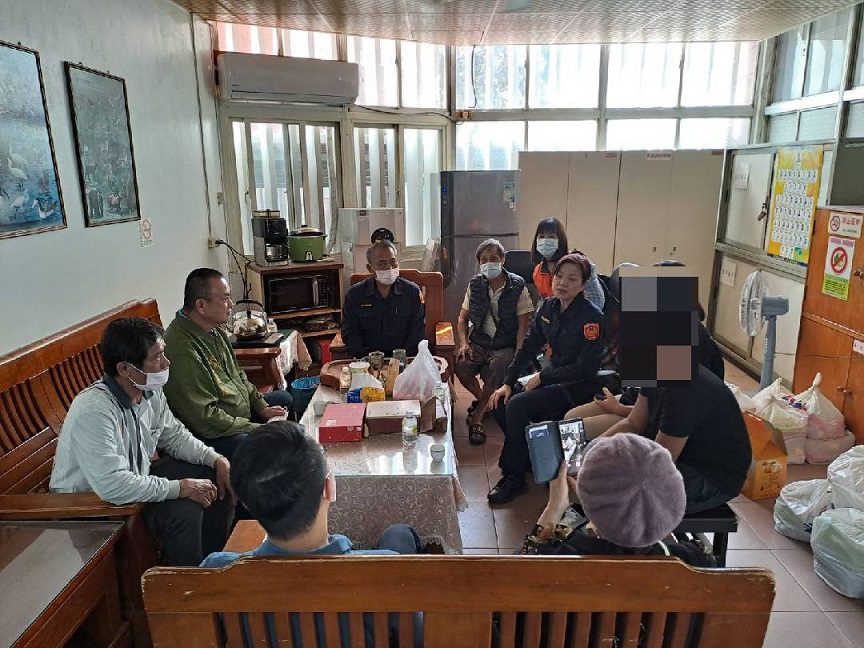 監護人病危往生　恆警偕慈善團體急難救助暖人心