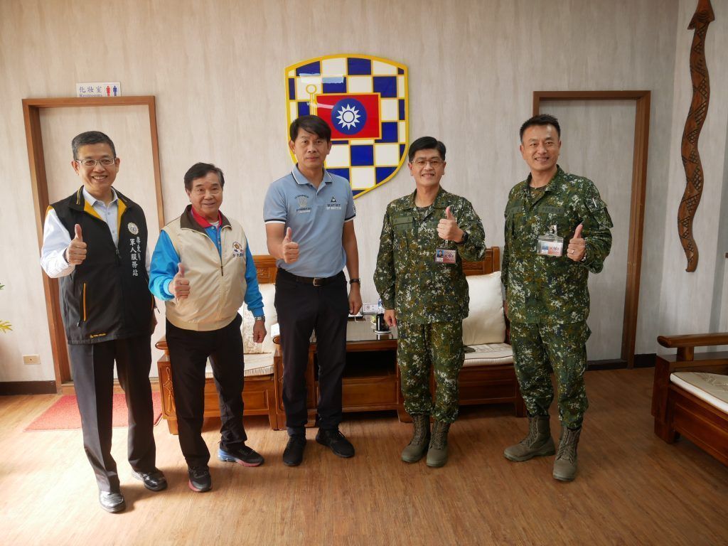 妙光禪寺赴陸軍機步三三三旅春節敬軍慰勞