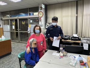 里港警及熱心民眾合力　助二度迷失失智老嫗平安返家