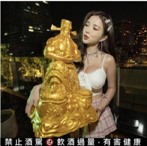 百大美女D藍星雷   巧遇旺財酒夜店開箱