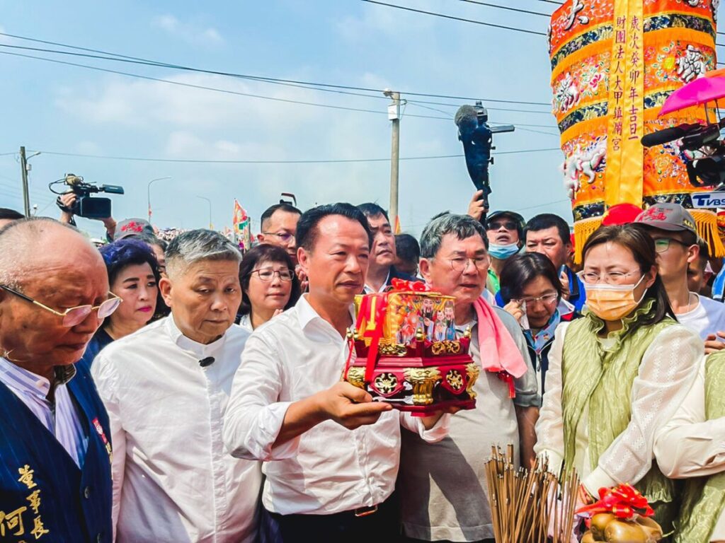 影音/大甲媽到新港36週年　嘉義縣長翁章梁率縣府一級主管隆重迎駕