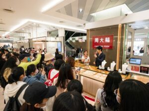 傅孟柏化身男神店長 邀你探索璀燦星旅