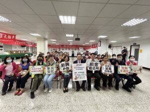 高市前金區公所攜手新興戶政所舉辦性平法律講座　助新住民知法懂法!