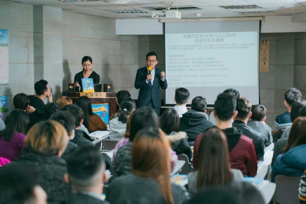 三年還清千萬負債！理財醫生陳大仁如何運用4個帳戶翻身　實踐理想人生