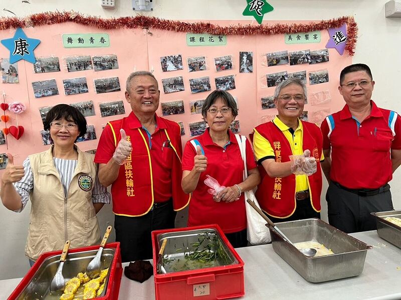 扶輪大廚到我家 落實在地安老