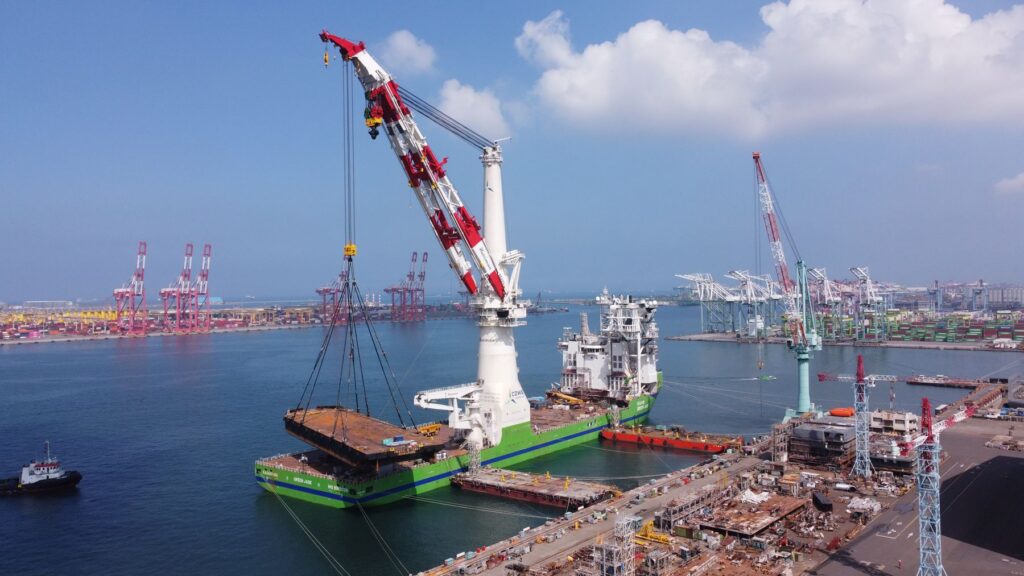 台船環海翡翠輪4,400噸吊掛測試成功 離岸風電海事工程能量邁大步 - 屏東時報電子報