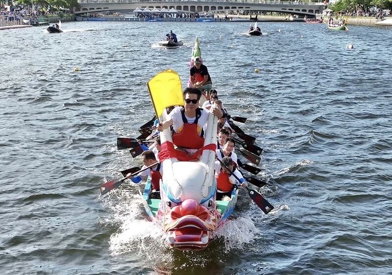 府會龍舟PK賽 陳其邁率市府團隊奪得勝利