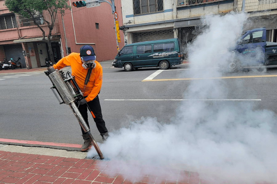 登革熱疫情升溫     桃園環保局教你三招有效防範     消滅蚊蟲孳生源