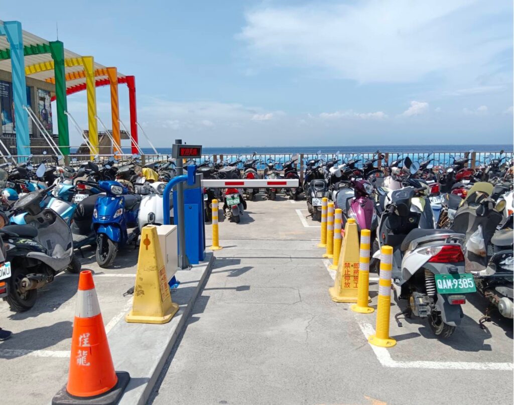 琉球白沙及琉球新候船室停車場　自8月1日起實施停車收費管理
