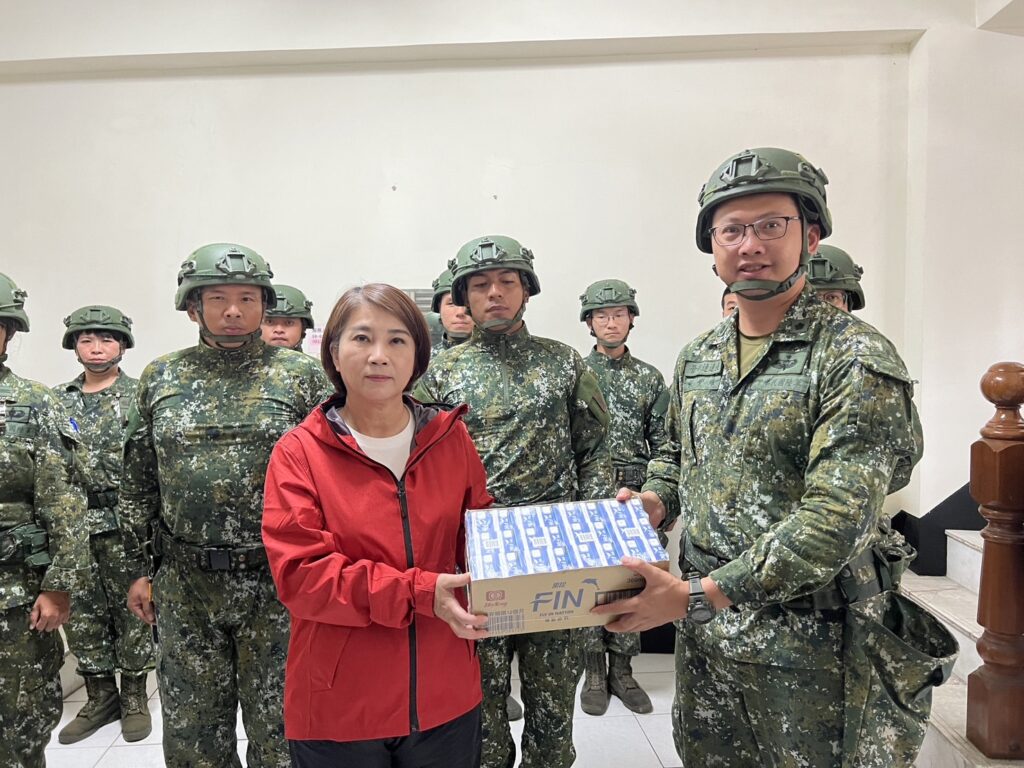 周春米視察沿海地區抽水站　感謝國軍支援防災