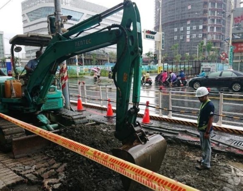 高雄車站前建國路人行道改善 優化周邊整體機能