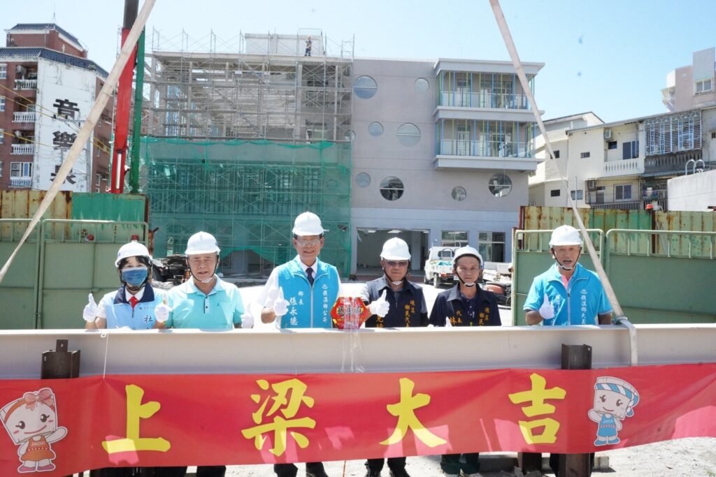 礁溪多功能社會福利大樓新建工程  28日上梁祈福