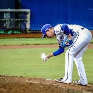 《CPBL》日本火腿隊GM稻葉篤紀現身新莊 親看曾峻岳火球「關門」球季結束有望挑戰日職