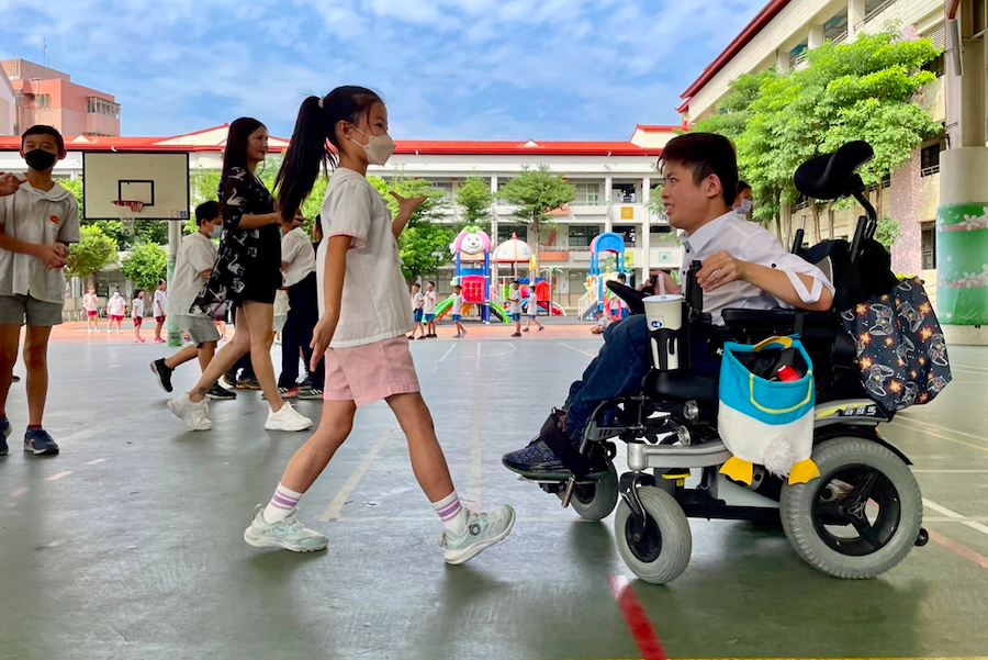 新北八里愛心教養院校園巡迴列車啟動     五股成州國小參與溫馨交流