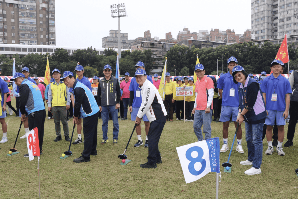 笑容是最好的運動     新北市長青運動會揭開序幕     長輩樂享活力時光