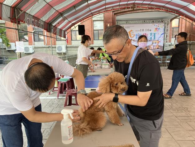 狂犬病疫苗施打23日巡迴峨眉  攜手讓毛孩增保護力