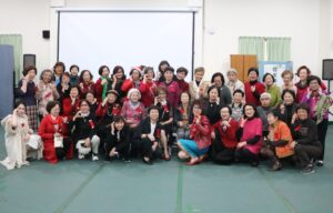 長榮女中校友回娘家　102歲劉採桑帶領合唱團現場獻唱中氣十足