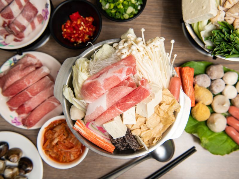 豐原平價鍋物推薦！百元超值火鍋吃不膩 飲料冰品無限供應！