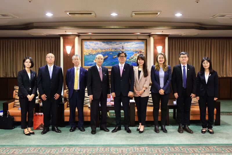 日本台灣交流協會大橋光夫會長拜會高市府  陳其邁：盼深化產業合作 奠定台日經濟合作戰略夥伴關係