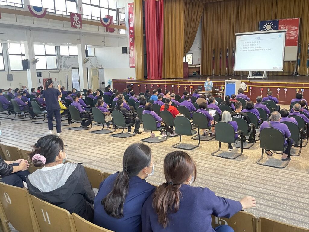 提升工作人員之專業照護知能　榮家邀感管師講授長照機構感染管制課程