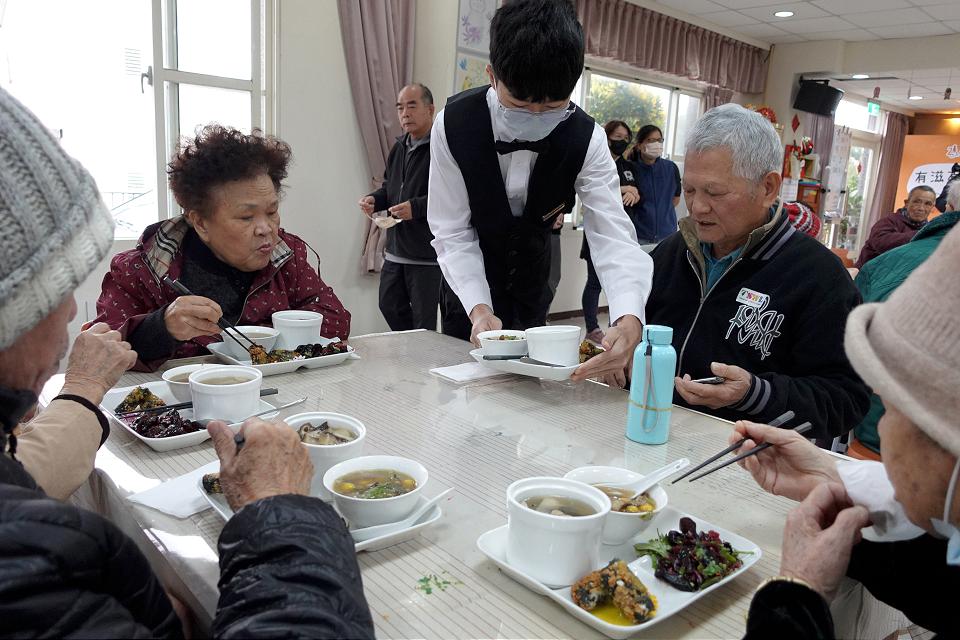 頤養好食長者吃出尊嚴　保有食材形色香味