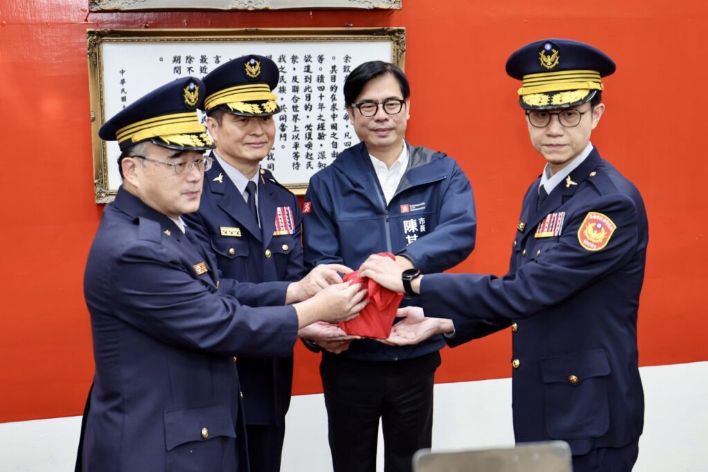 高市警人事異動　卸任新任分局長與大隊長聯合交接