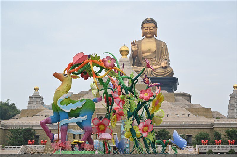 沉浸式走春好去處 佛光山2/10啟動平安燈法會